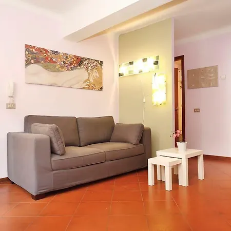 Apartment Nina