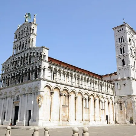 Nina * Lucca